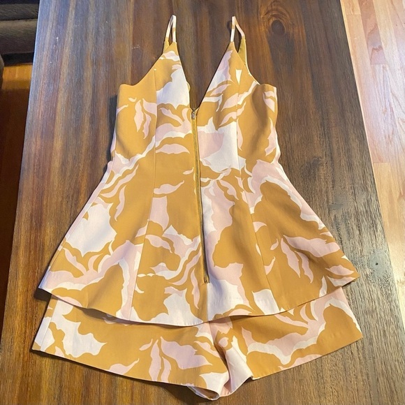 Keepsake Mustard Printed Lined Romper - Picture 2 of 7